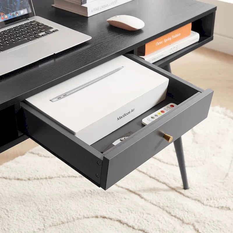 Bureau d'écriture noyer / noir mi-siècle avec tiroirs, ports USB et prise de courant, 1 personne