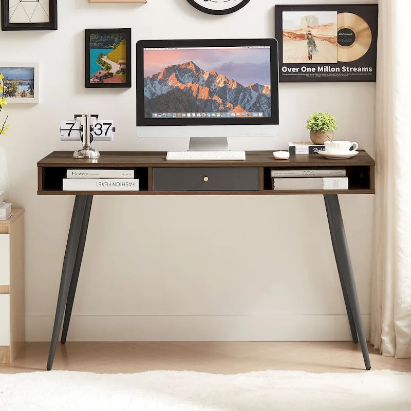 Bureau d'écriture noyer / noir mi-siècle avec tiroirs, ports USB et prise de courant, 1 personne