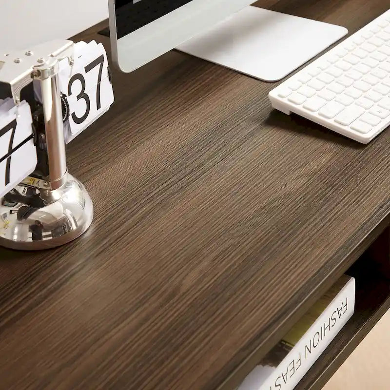 Bureau d'écriture noyer / noir mi-siècle avec tiroirs, ports USB et prise de courant, 1 personne