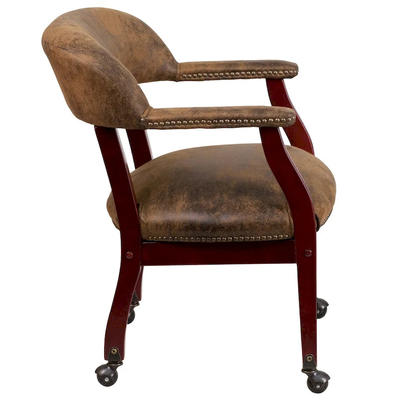 Fauteuil de capitaine traditionnel marron avec clous décoratifs et roulettes, simple